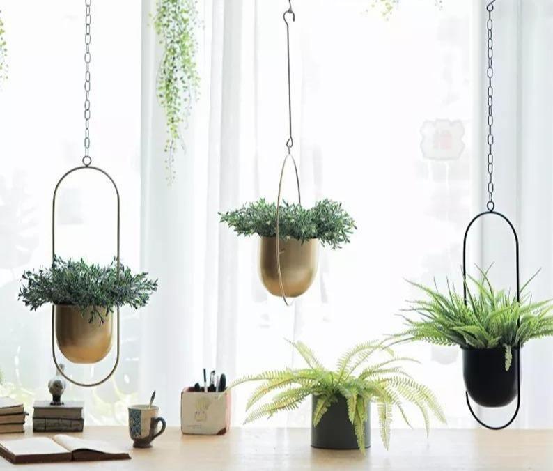 Halo Metal Hanging Planter